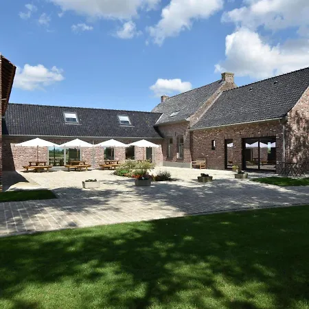 Spacious With Pond In Poperinge * Beveren (West-Flanders)