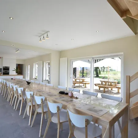 Spacious With Pond In Poperinge Ferienhaus